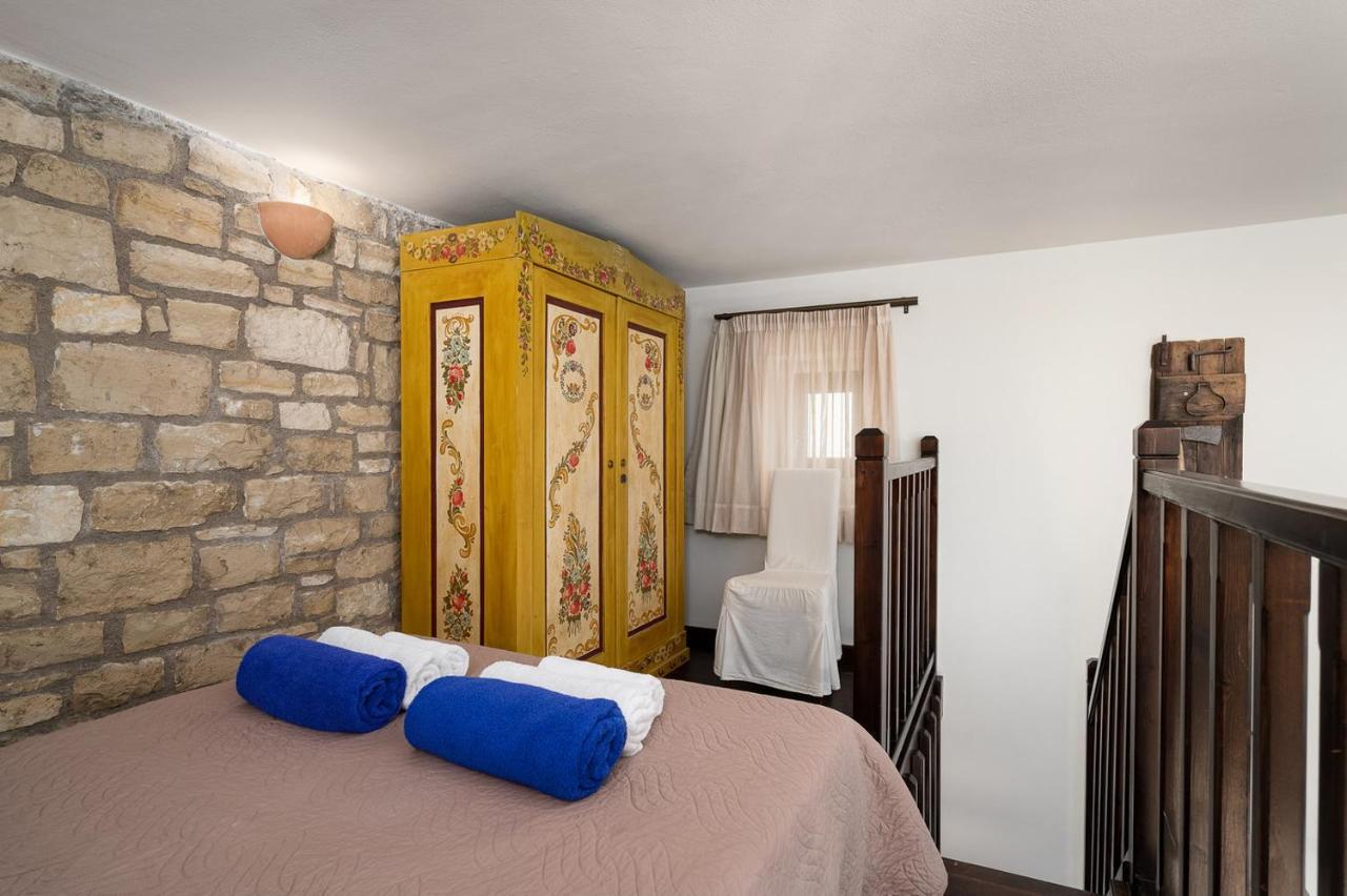 Orelia Cretan Villas Kamilari Exteriör bild